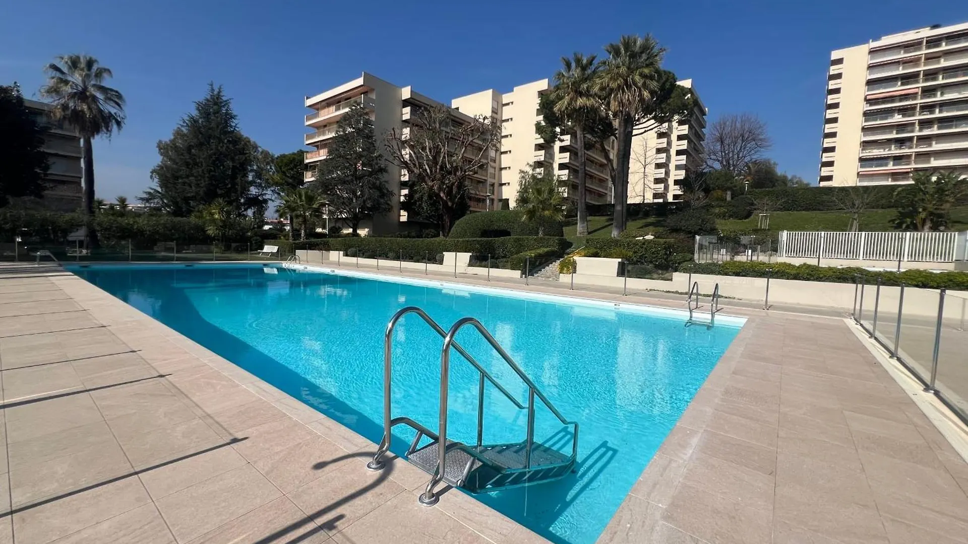 Juan Les Pins - 4 People - Swimming Pool - Tennis 0*, Juan-les-Pins France